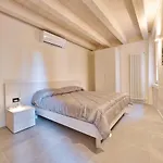 Apartmentsgarda - Residenza Mercanti Γκάρντα