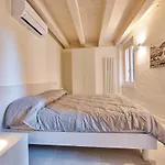 Διαμέρισμα Apartmentsgarda - Residenza Mercanti *