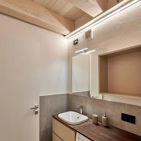 Apartman Apartmentsgarda - Residenza Mercanti *