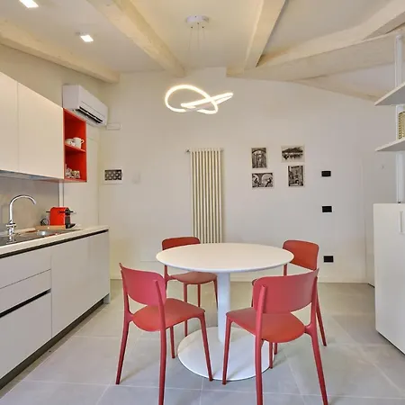 Apartman Apartmentsgarda - Residenza Mercanti Garda