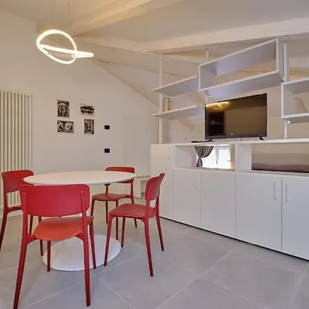 Apartmentsgarda - Residenza Mercanti Apartman
